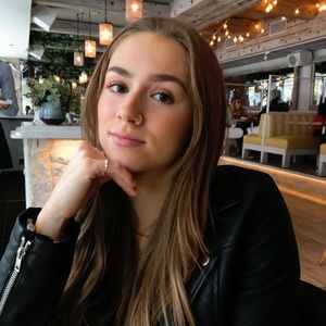 Meet your Posher, Breanna